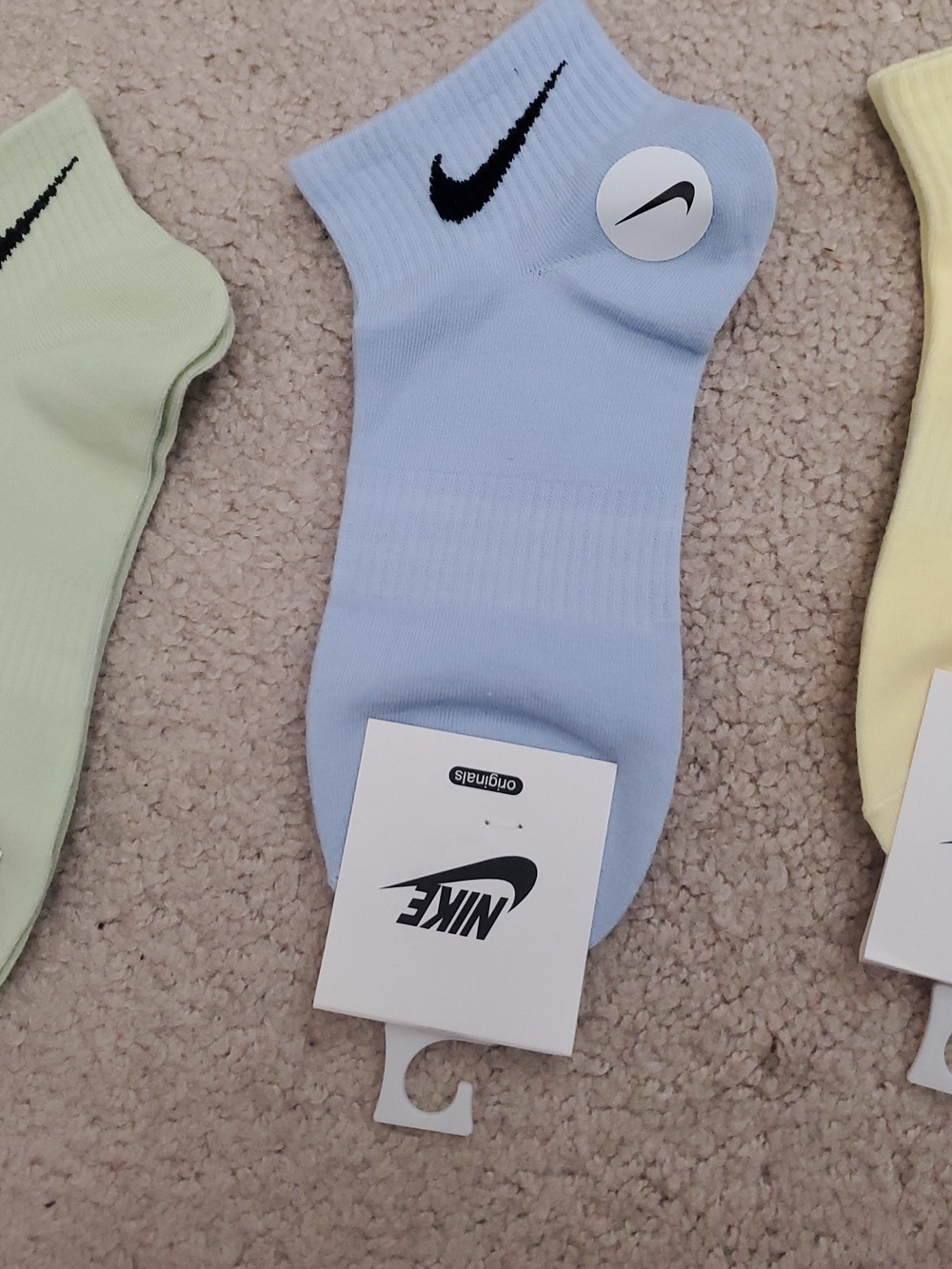 Nike Socks - Picture 3 of 11